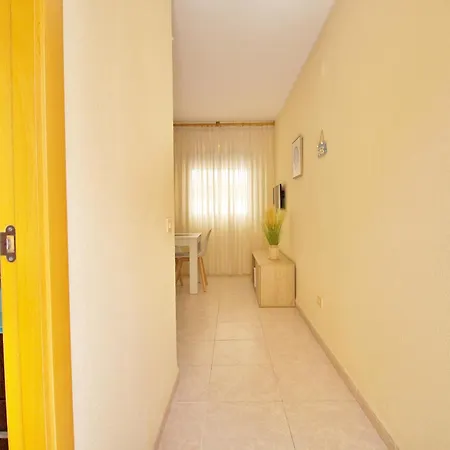 Edificio Faro Mar דירה *
